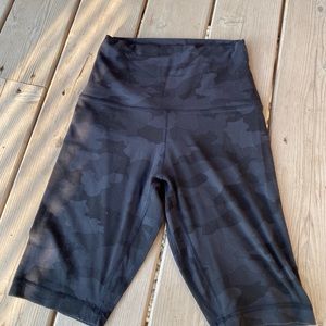 Lululemon black camo biker shorts